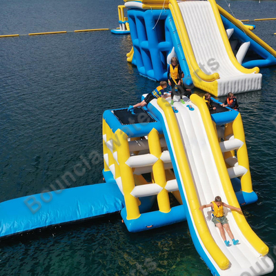 0.9mmポリ塩化ビニールの防水シートの塊の膨脹可能なウォーター・スポーツ/水公園のゲーム